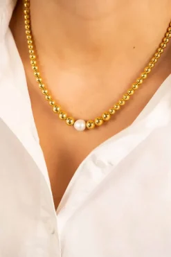 Goudkleurige Ketting Met Een Cannonball Met Parel Lila