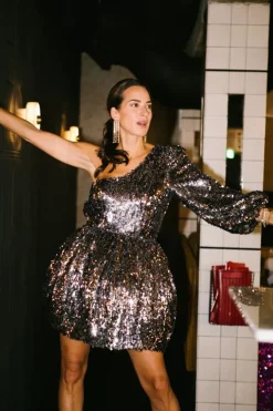Kristalkleurige Strass Oorbellen Big Straight Waterfall Felicia